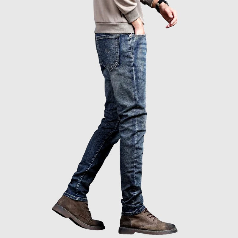 Džíny slim fit