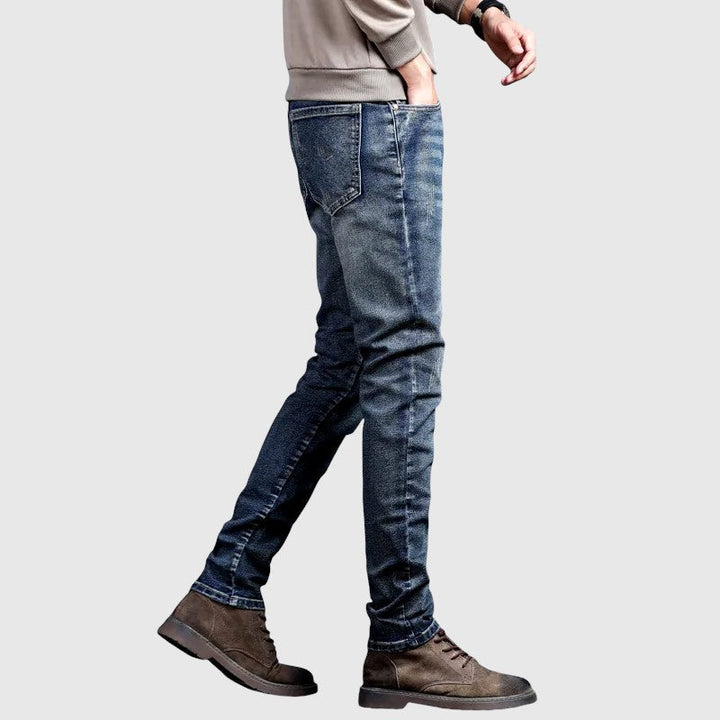 Džíny slim fit