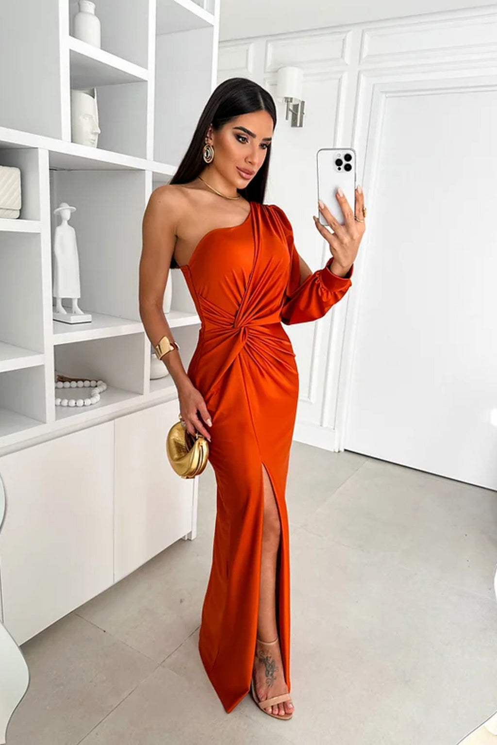 Anna - Elegantní dámské šaty s siluetou