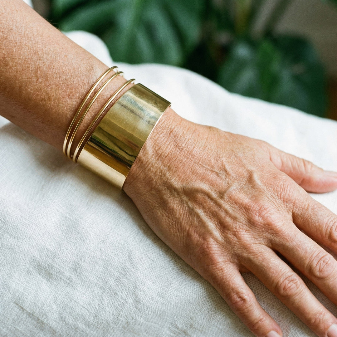 Klasický Vintage Náramek ve Zlatu