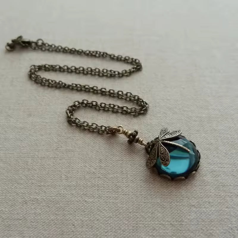 Vintage náhrdelník Libelle