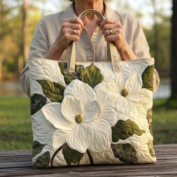 Taška Artisanal Matelassé - Elegantní Bílé Lilie